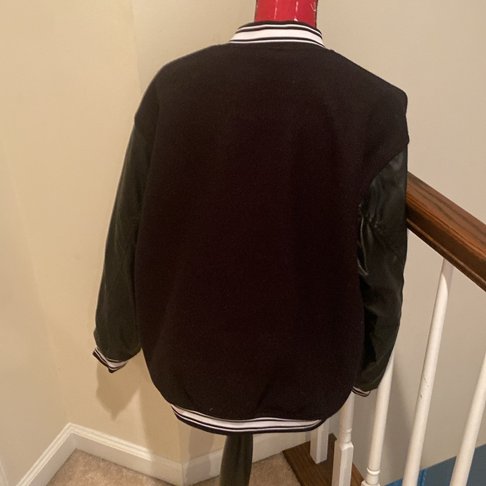 Bomber Jacket - Picture 4 of 6